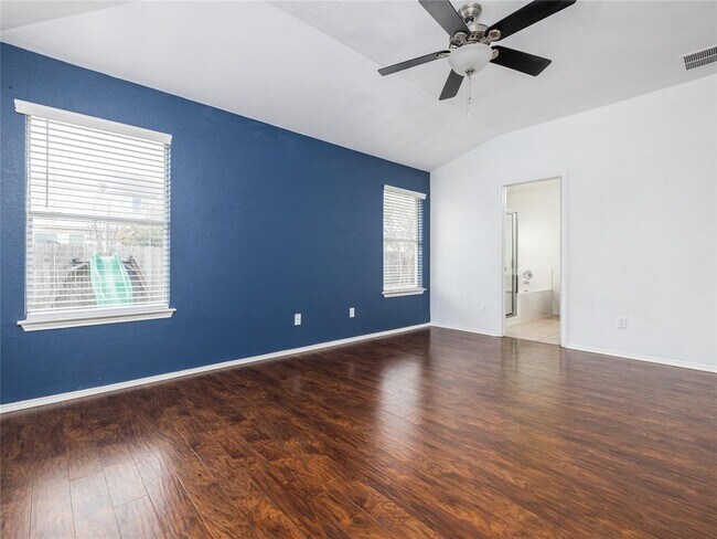 Building Photo - 222 Killian Loop