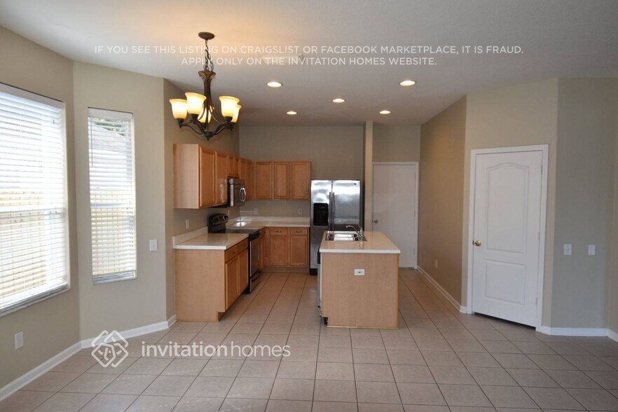 Building Photo - 12405 Cedarfield Dr