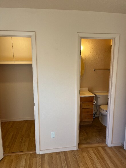 Building Photo - 2405 Camino Capitan