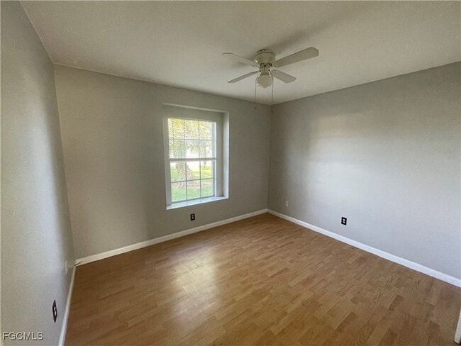 Building Photo - 1409 SW 11th Pl
