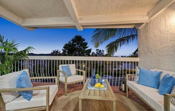 Main Balcony - 2335 Caringa Way