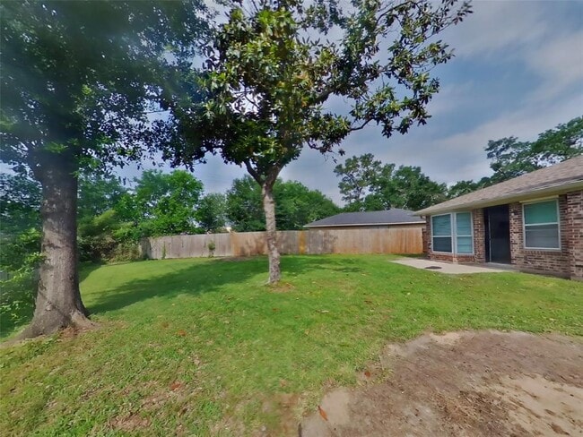 Building Photo - 4827 Casemont Dr