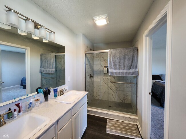 Building Photo - 2573 Plano Dr
