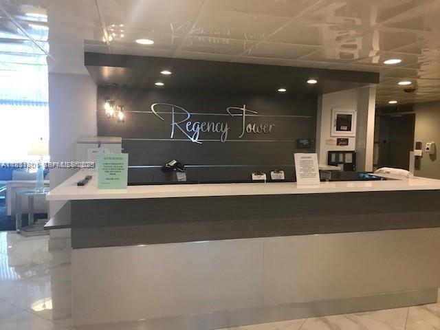 Building Photo - 3850 Galt Ocean Dr