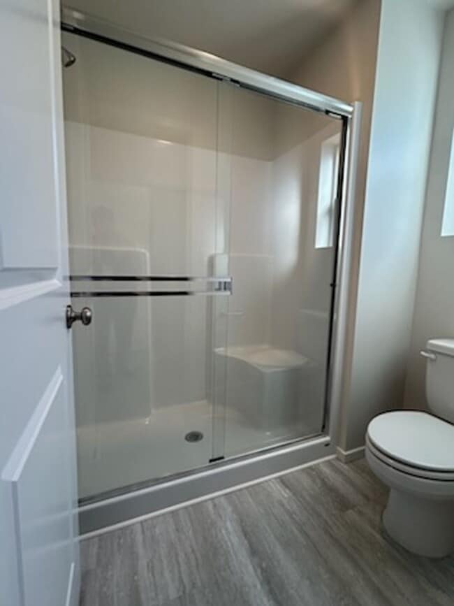 Building Photo - Brand New & Beautiful- 4 bed/2.5 ba + Loft, EV Garage Charging, Quartz Countertops, Fenced Yard!