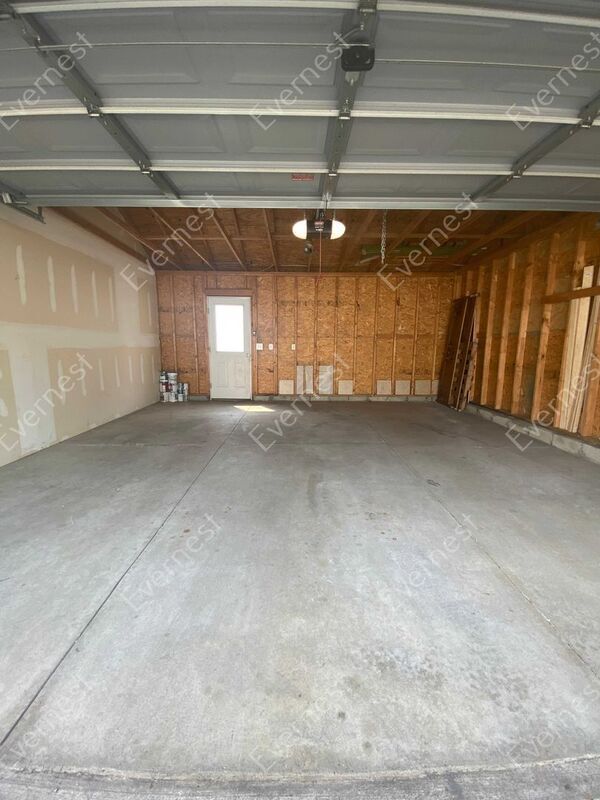 Building Photo - 6168 Ashtead Dr