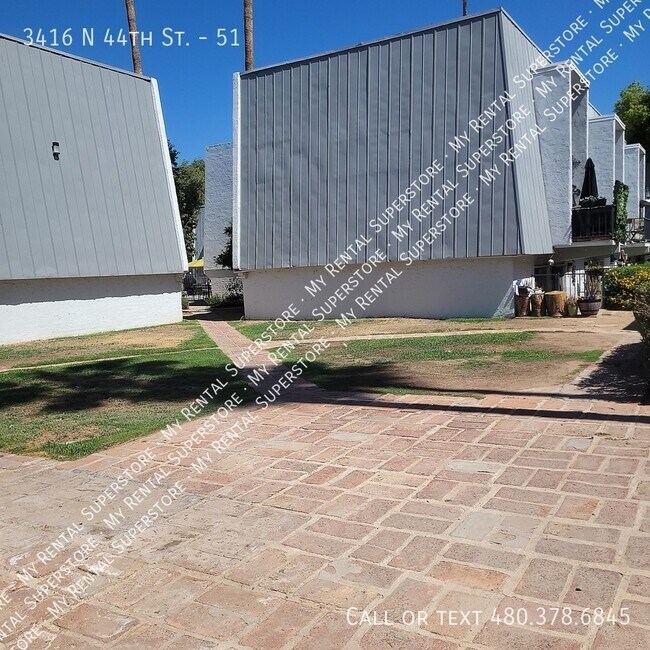 Building Photo - 3416 N 44th St