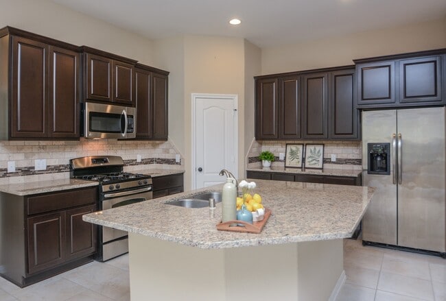 Building Photo - 118 N Heritage Mill Cir