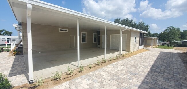 Building Photo - 1620 Killarney Ct