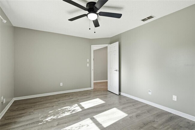 Building Photo - 2914 Cypress Green Dr