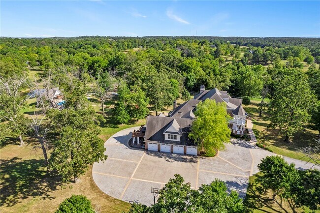 Building Photo - 14746 AR-102