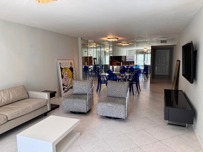 Building Photo - 5574 Witney Dr