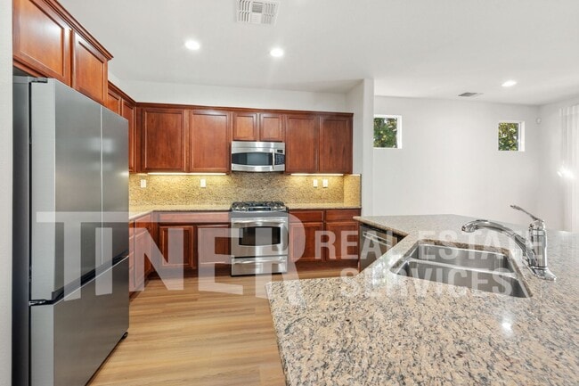 Building Photo - 9656 Oakham Way