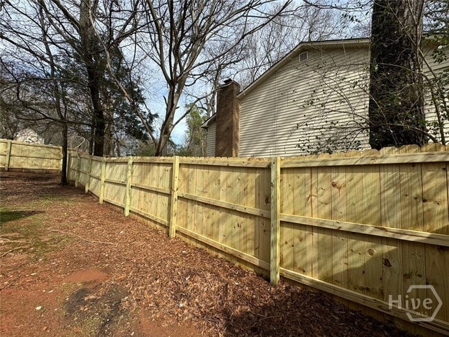 Building Photo - 103 Sleepy Creek Dr