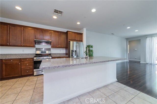 Building Photo - 2993 E Via Corvina
