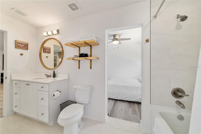 Building Photo - 4400 NW 74th Terrace