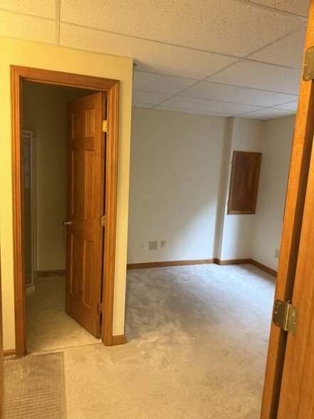 Basement Bedroom - 11717 Chase Ct