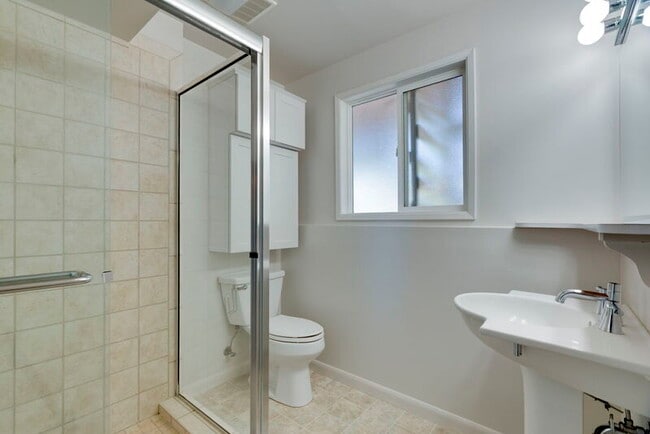 Building Photo - 3333 SE 167th Ave