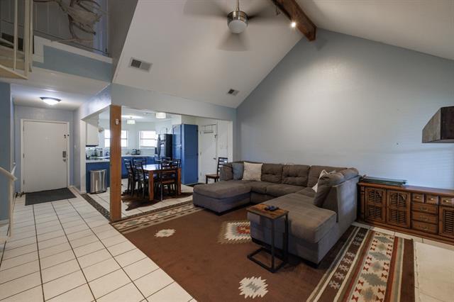 Building Photo - 857 Chanticleers Ln