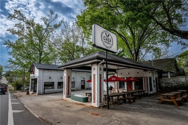 Building Photo - 188 La France Walk