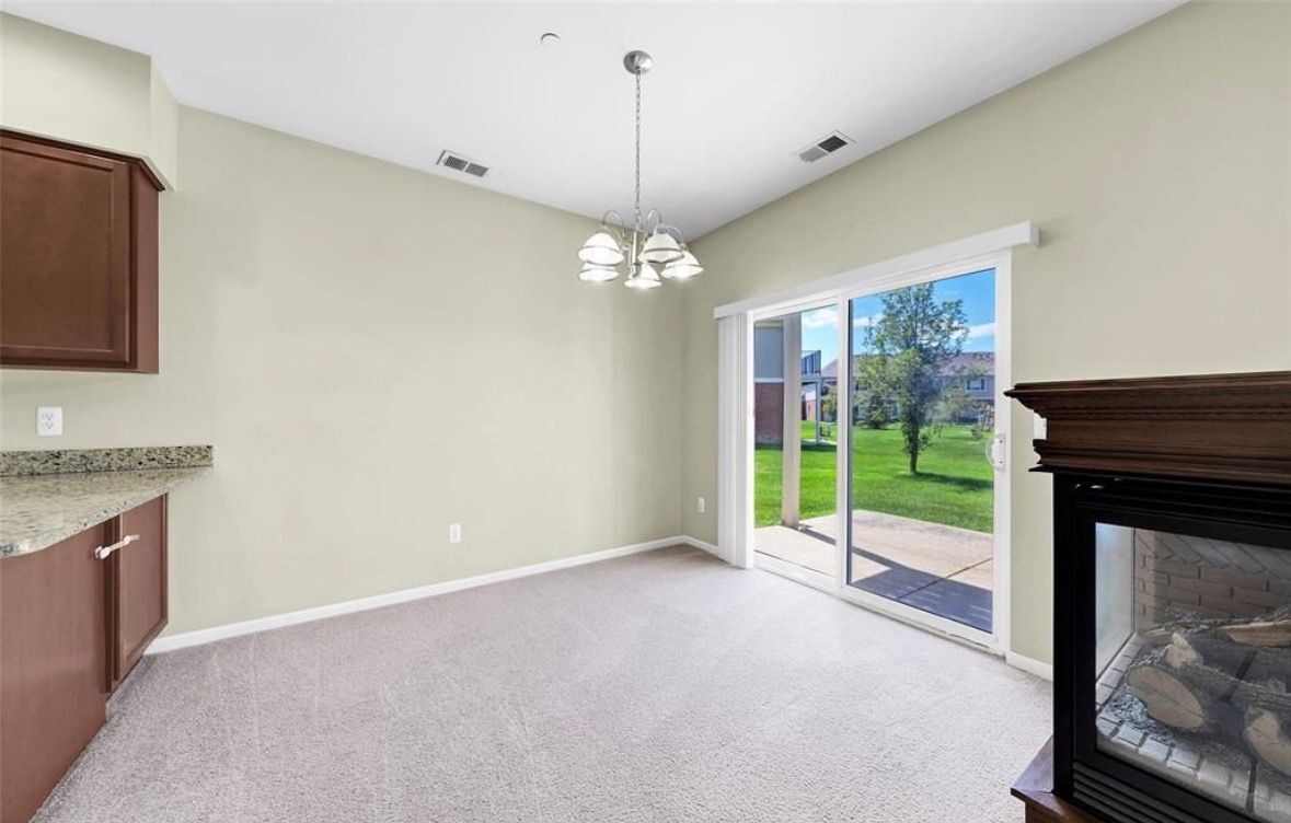 Building Photo - 14353 Shadywood Dr