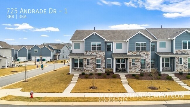 Building Photo - 725 Andrade Dr