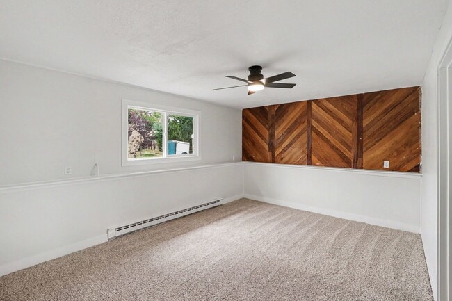 Building Photo - 8204 Hallett Ct