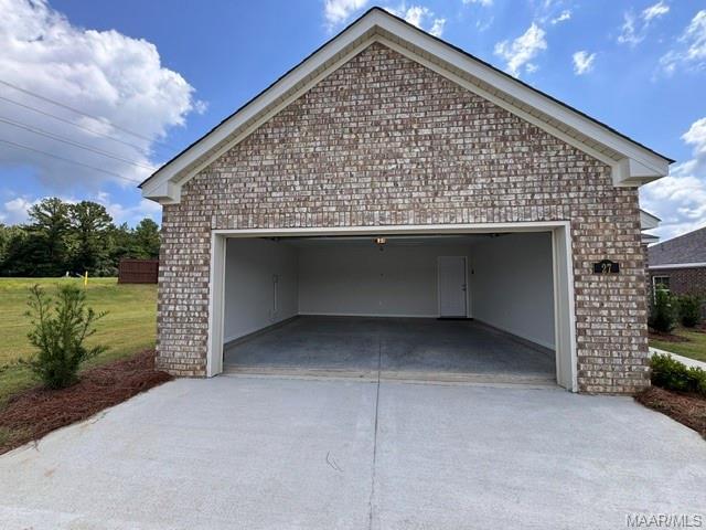 Building Photo - 27 Coolidge Dr