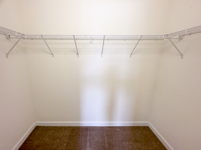 Room 3 Closet - 15069 SW 115th St