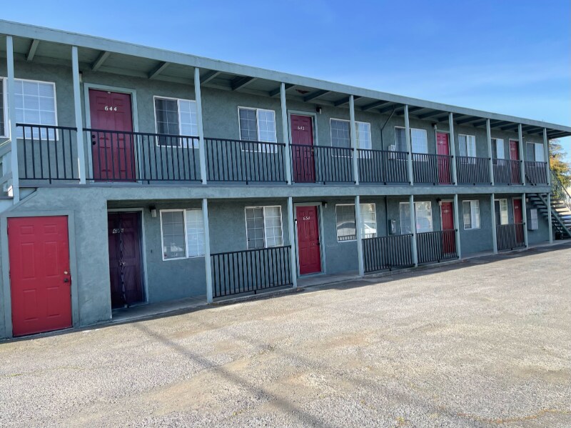 Building Photo - 630-644 Lincoln Rd E