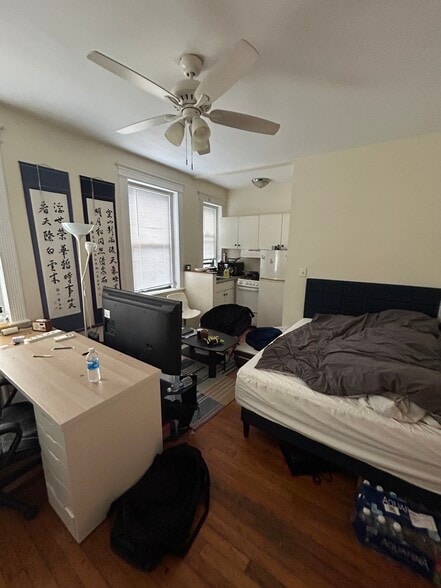 Building Photo - 45 Hemenway St