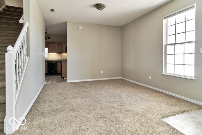 Building Photo - 13092 Brookdale Dr