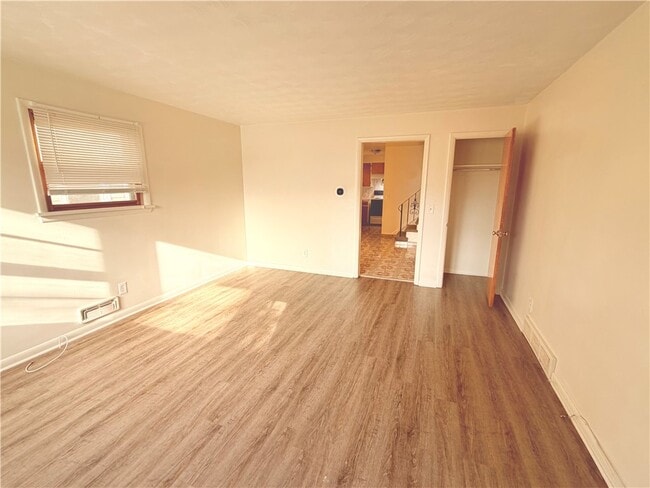 Building Photo - 211 Magnolia Ave