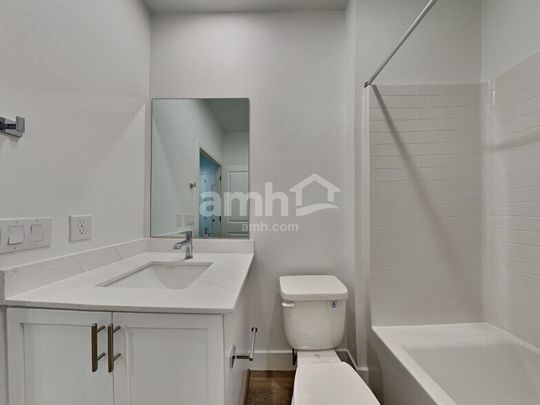 Building Photo - 8095 Braavos Peninsula Ave