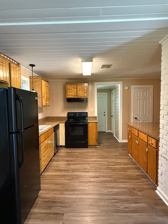 Building Photo - Beautiful Home in Valdosta, Ga!