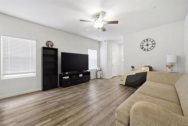 Building Photo - 224 Monarch Wy