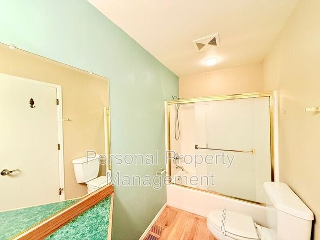Building Photo - 22101 NE 99th St