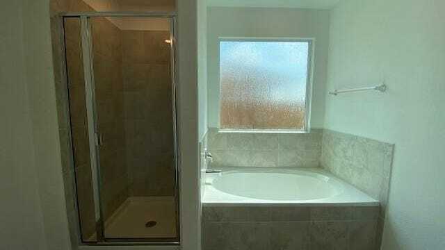 Building Photo - 111 Mountain Maple St