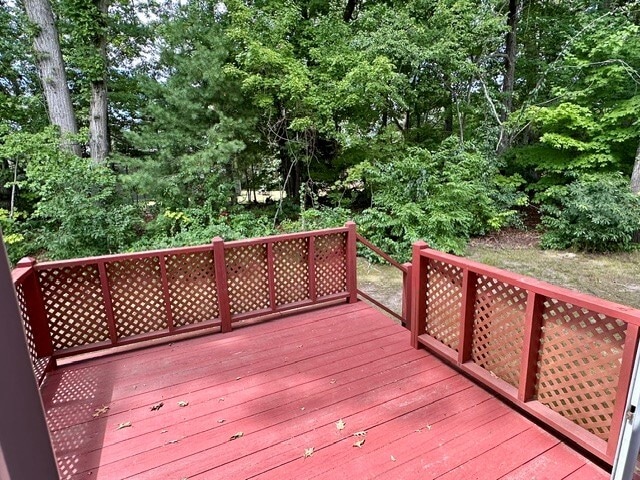 Deck - 143 Oak Park Dr