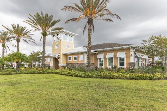 Building Photo - Stunning 3 Bed Townhouse for Rent in Lakewood Ranch! Spacious, Modern, and Move-In Ready!