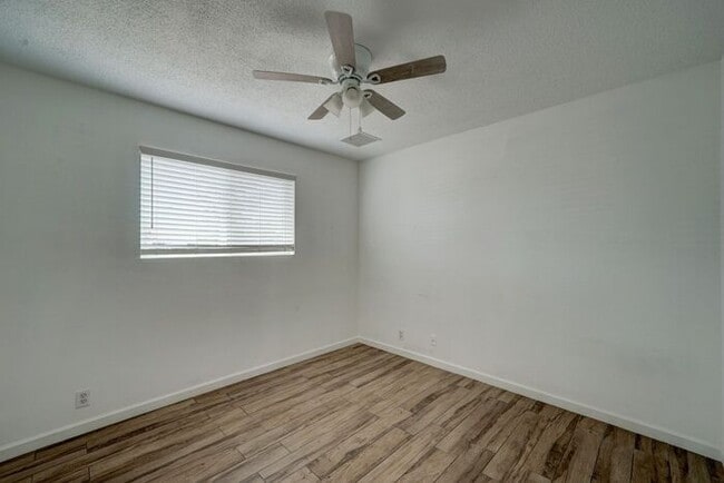 Building Photo - READY TO VIEW NOW! Charming 3-Bedroom Home Near ASU – Prime Location!