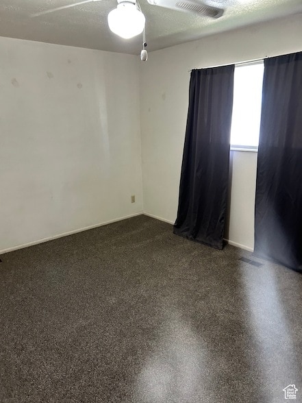 Building Photo - 3556 Van Buren Ave