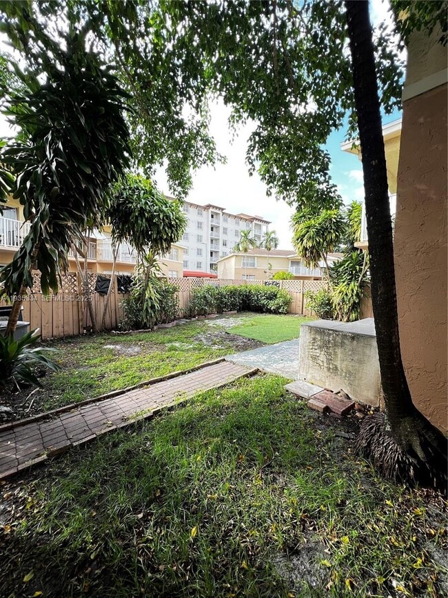 Building Photo - 4470 NW 79th Ave