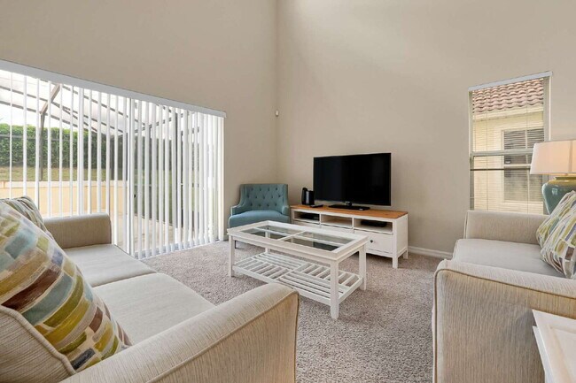 Building Photo - "Furnished 4-Bedroom Pool Home – Comfort and Style in Davenport"
