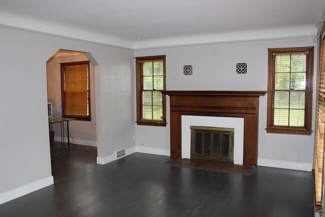 Building Photo - 14281 Wilfred St