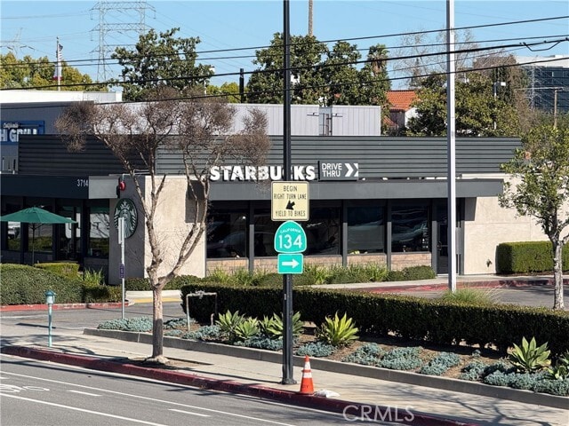 Building Photo - 3805 W Verdugo Ave