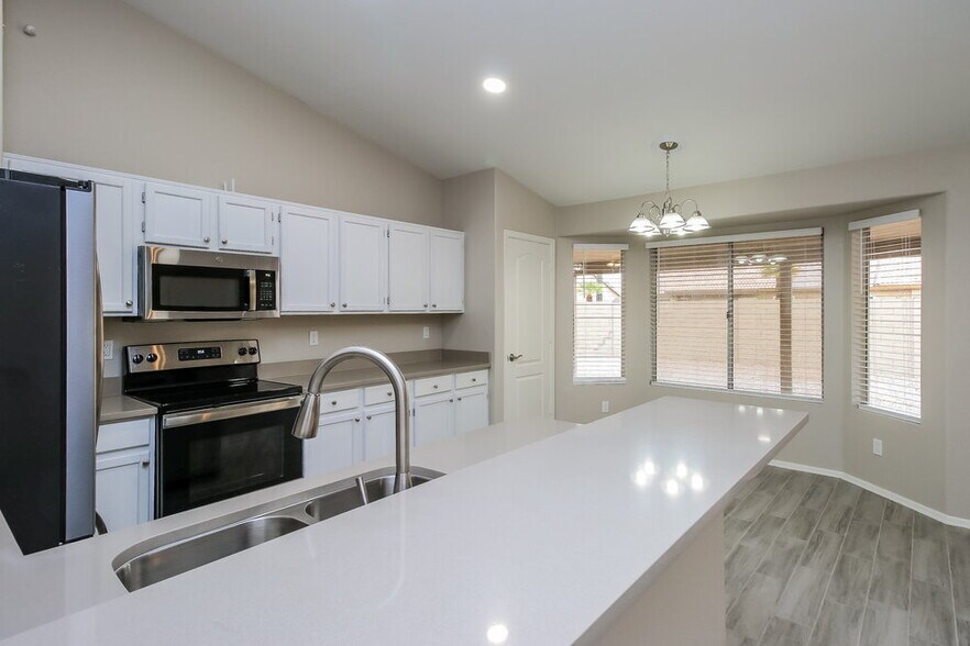 Building Photo - 1815 E Ironwood Dr