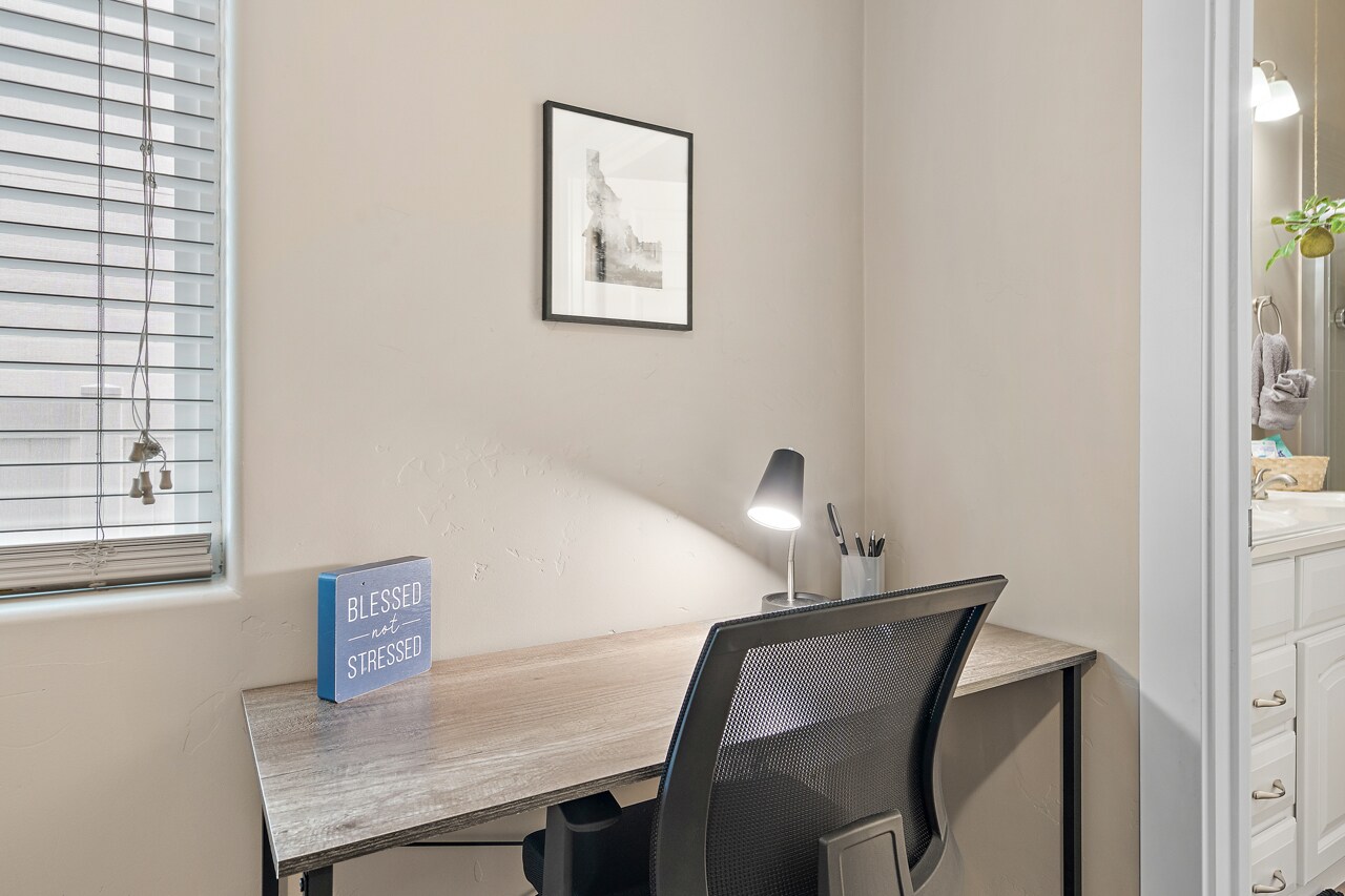 Building Photo - 2900 N Villere Ln