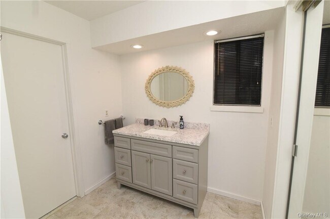 Building Photo - 188 Heritage Hills