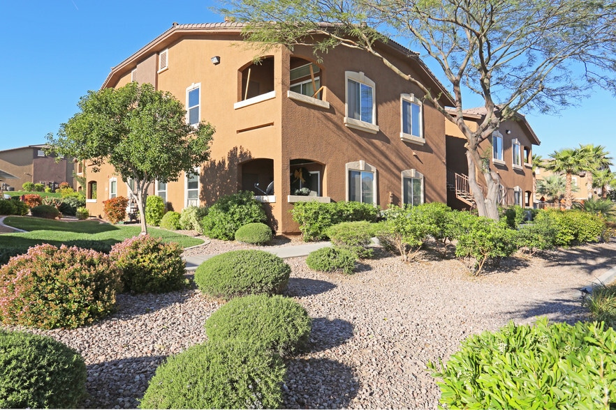 Crescent Ridge Apartments 375 Conestoga Way Henderson NV 89002